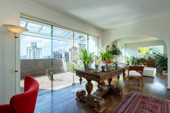 Imagem Imóvel com 4 Quartos à Venda, 576 m² em Vila Andrade - São Paulo Imagem Imóvel com 4 Quartos à Venda, 576 m² em Vila Andrade - São Paulo
