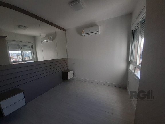 Imagem Imóvel com 3 Quartos à Venda, em Menino Deus - Porto Alegre Imagem Imóvel com 3 Quartos à Venda, em Menino Deus - Porto Alegre