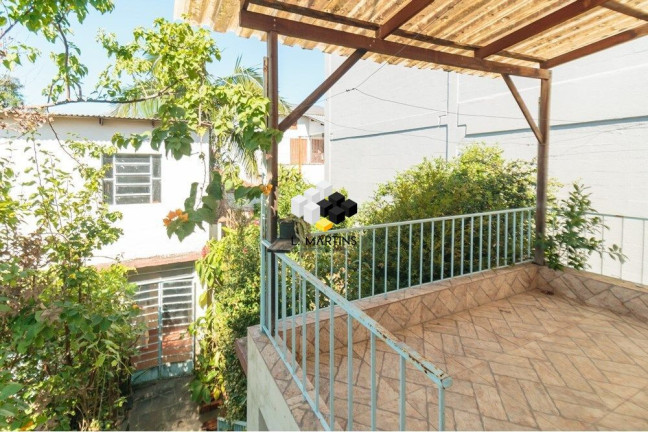Imagem Casa com 3 Quartos à Venda, 195 m² em Santa Maria Goretti - Porto Alegre Imagem Casa com 3 Quartos à Venda, 195 m² em Santa Maria Goretti - Porto Alegre