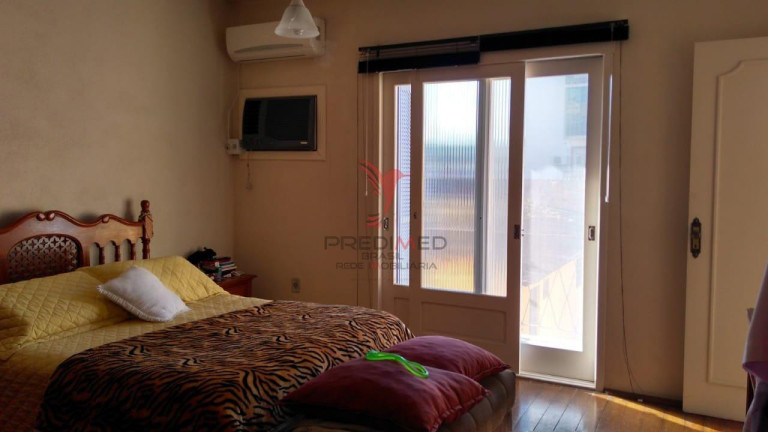 Imagem Casa com 8 Quartos à Venda, 200 m² em Centro - Pelotas