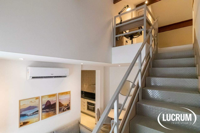 Imagem Apartamento com 2 Quartos à Venda, 65 m² em Copacabana - Rio De Janeiro