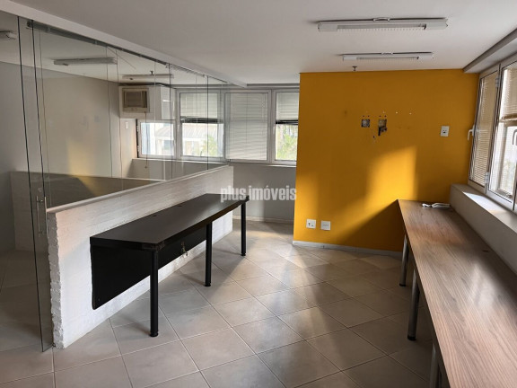 Imóvel Comercial para Alugar, 54 m² em Moema - São Paulo