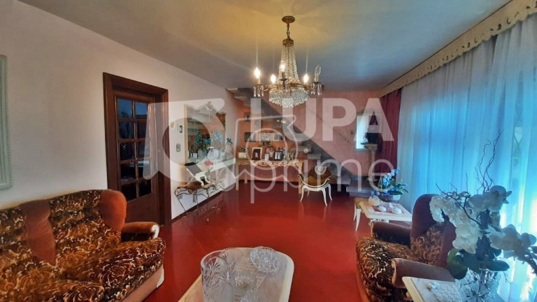Casa com 3 Quartos para Alugar, 190 m² em Vila Guilherme  - São Paulo