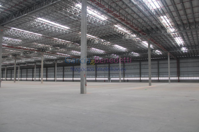 Imóvel Comercial para Alugar, 4.415 m² em Empresarial Itaim (polvilho) - Cajamar