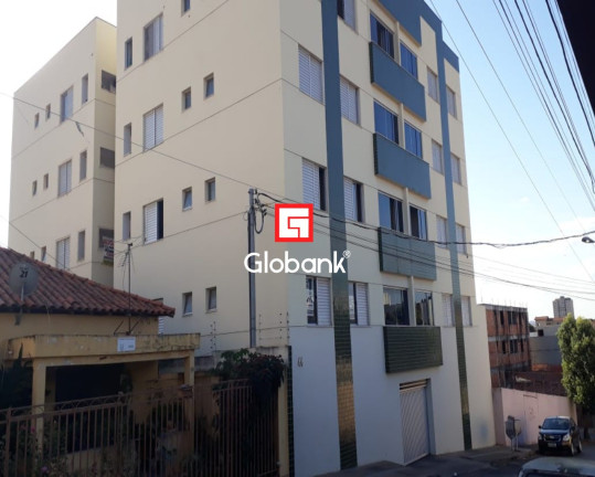 Apartamento com 3 Quartos à Venda, 87 m² em Vila Guilhermina - Montes Claros
