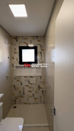 Imagem Sobrado com 3 Quartos à Venda, 143 m² em Villas Do Jaguari - Santana De Parnaíba