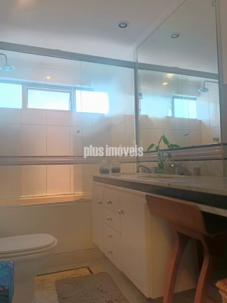 Imagem Apartamento com 4 Quartos à Venda ou Locação, 170 m² em Moema - São Paulo Imagem Apartamento com 4 Quartos à Venda ou Locação, 170 m² em Moema - São Paulo