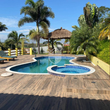 Imagem Casa com 2 Quartos à Venda, 1.858 m² em Jardim Leonor - Itatiba