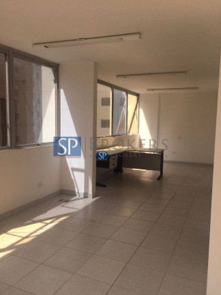 Sala Comercial à Venda ou Locação, 41 m² em Itaim Bibi - São Paulo