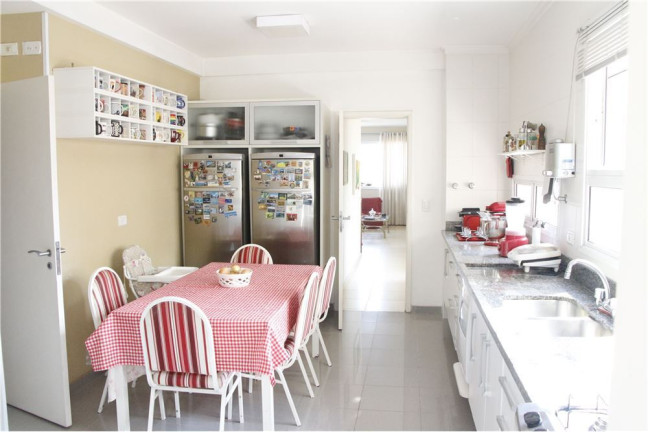 Imagem Apartamento com 4 Quartos à Venda, 176 m² em Pinheiros - São Paulo Imagem Apartamento com 4 Quartos à Venda, 176 m² em Pinheiros - São Paulo