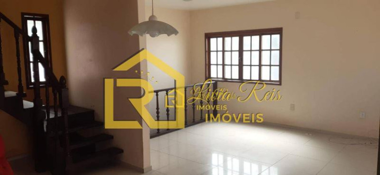 Imagem Casa com 4 Quartos à Venda, 242 m² em Costazul - Rio Das Ostras