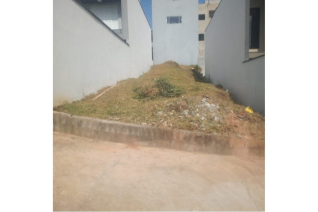 Terreno à Venda, 150 m² em Laranjeiras - Caieiras