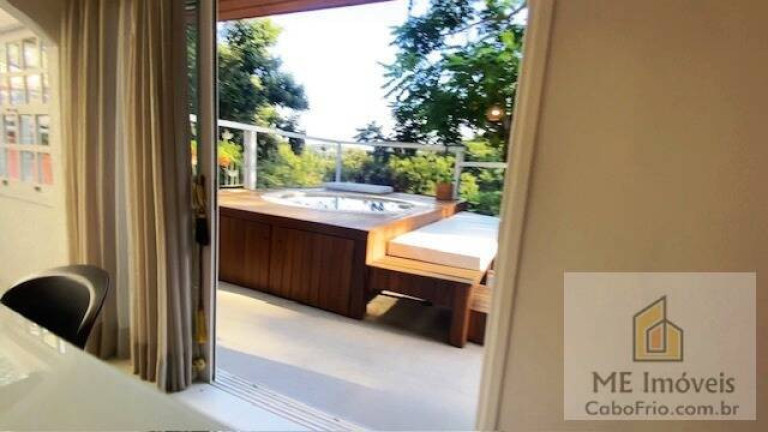 Imagem Casa de Condomínio com 2 Quartos à Venda, 120 m² em Ferradura - Búzios