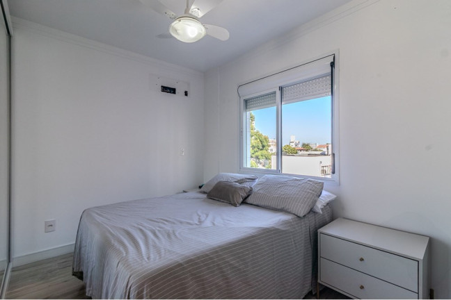 Imagem Apartamento com 2 Quartos à Venda, 69 m² em Santa Cecília - Porto Alegre Imagem Apartamento com 2 Quartos à Venda, 69 m² em Santa Cecília - Porto Alegre