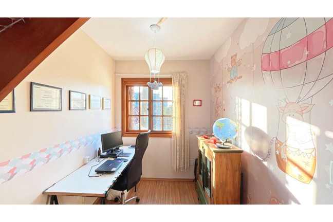 Imagem Casa com 3 Quartos à Venda,  em Vila Conceição - Porto Alegre