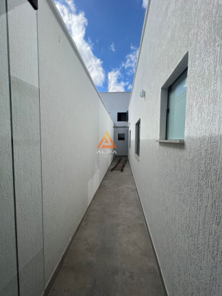 Imagem Casa com 3 Quartos à Venda, 100 m²