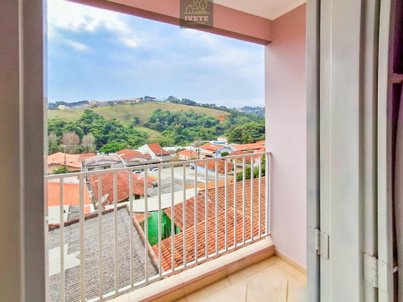 Imagem Casa com 5 Quartos à Venda, 202 m²