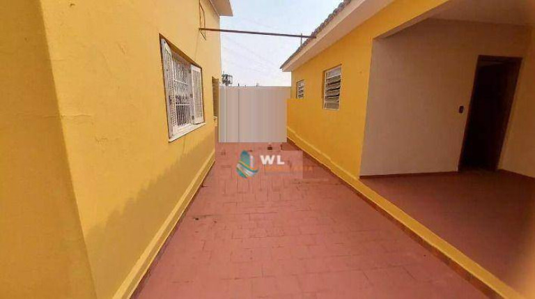 Imagem Casa com 3 Quartos para Alugar, 200 m² em Centro - Vinhedo Imagem Casa com 3 Quartos para Alugar, 200 m² em Centro - Vinhedo