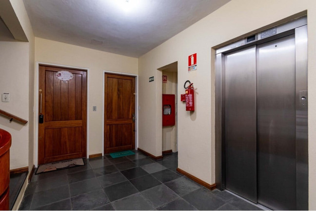 Imagem Apartamento com 3 Quartos à Venda, 73 m² em Jardim Itu - Porto Alegre Imagem Apartamento com 3 Quartos à Venda, 73 m² em Jardim Itu - Porto Alegre
