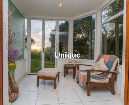 Imagem Casa com 5 Quartos à Venda, 650 m² em Ferradura - Armação Dos Búzios Imagem Casa com 5 Quartos à Venda, 650 m² em Ferradura - Armação Dos Búzios
