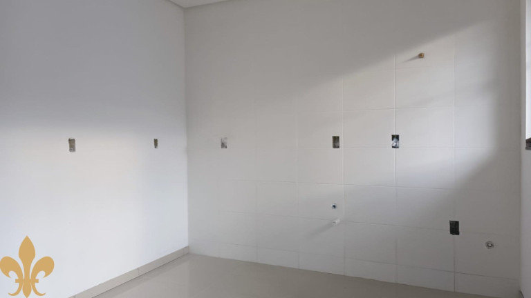 Imagem Sobrado com 2 Quartos à Venda, 92 m² em Sertão Do Maruim - São José Imagem Sobrado com 2 Quartos à Venda, 92 m² em Sertão Do Maruim - São José