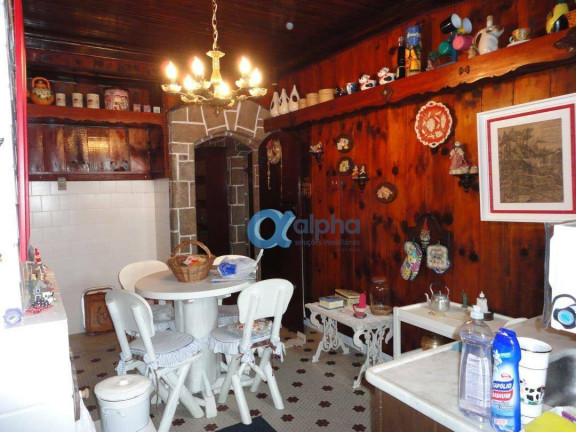 Imagem Casa com 9 Quartos à Venda, 7.000 m² em Quitandinha - Petrópolis