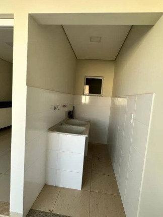 Imagem Casa com 3 Quartos à Venda, em Santa Cruz - Cuiabá Imagem Casa com 3 Quartos à Venda, em Santa Cruz - Cuiabá