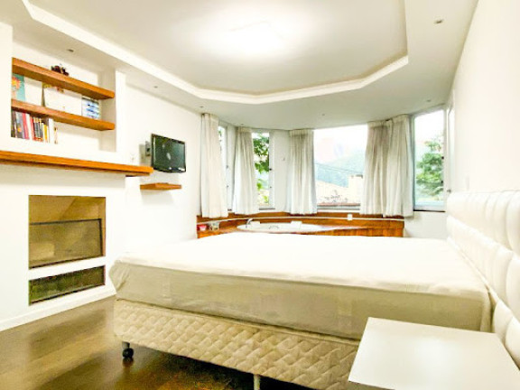 Imagem Casa com 4 Quartos à Venda, 242 m² em Vargem Grande - Teresópolis Imagem Casa com 4 Quartos à Venda, 242 m² em Vargem Grande - Teresópolis