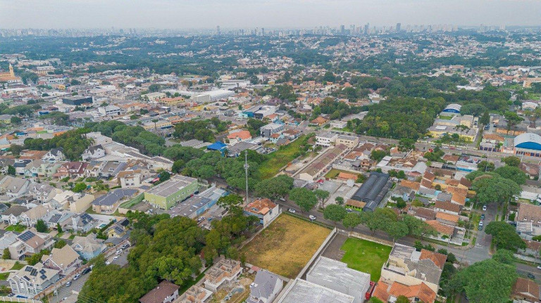 Imagem Terreno à Venda, 2.009 m² em Santa Felicidade - Curitiba Imagem Terreno à Venda, 2.009 m² em Santa Felicidade - Curitiba