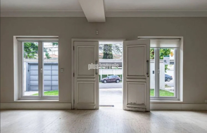 Imagem Casa com 3 Quartos à Venda, 360 m² em Jardim Paulista - São Paulo Imagem Casa com 3 Quartos à Venda, 360 m² em Jardim Paulista - São Paulo
