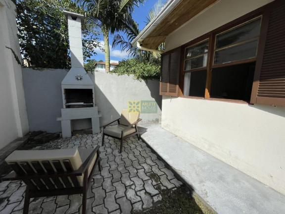 Imagem Casa com 1 Quarto para Alugar ou Temporada, 30 m² em Centro - Porto Belo Imagem Casa com 1 Quarto para Alugar ou Temporada, 30 m² em Centro - Porto Belo