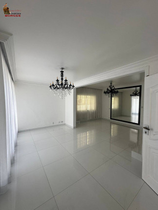 Imagem Casa com 5 Quartos à Venda, 250 m² em Campo Belo - São Paulo Imagem Casa com 5 Quartos à Venda, 250 m² em Campo Belo - São Paulo