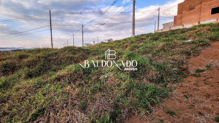 Imagem Terreno à Venda, 202 m² em Centro - Extrema Imagem Terreno à Venda, 202 m² em Centro - Extrema