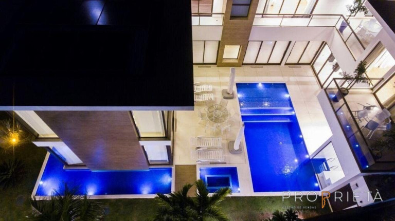 Imagem Casa de Condomínio com 5 Quartos à Venda, 800 m² em Barra Da Tijuca - Rio De Janeiro Imagem Casa de Condomínio com 5 Quartos à Venda, 800 m² em Barra Da Tijuca - Rio De Janeiro