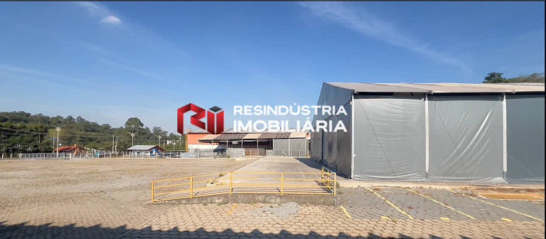 Imagem Terreno para Alugar, 12 m² em Gramado - Embu Das Artes Imagem Terreno para Alugar, 12 m² em Gramado - Embu Das Artes