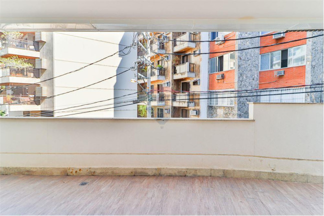 Imagem Apartamento com 4 Quartos à Venda, 165 m² em Lagoa - Rio De Janeiro Imagem Apartamento com 4 Quartos à Venda, 165 m² em Lagoa - Rio De Janeiro