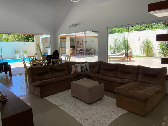 Imagem Sobrado com 3 Quartos à Venda, 575 m² em Massaguaçu - Caraguatatuba Imagem Sobrado com 3 Quartos à Venda, 575 m² em Massaguaçu - Caraguatatuba