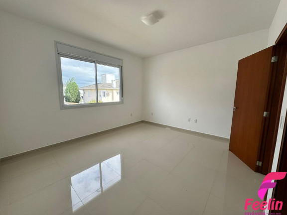 Imagem Casa com 3 Quartos para Alugar, 152 m² em Campeche - Florianópolis Imagem Casa com 3 Quartos para Alugar, 152 m² em Campeche - Florianópolis
