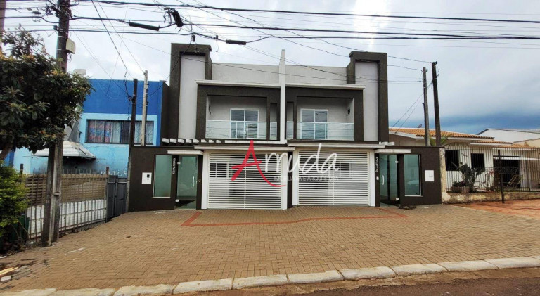 Sobrado com 3 Quartos à Venda, 124 m² em Coqueiral - Cascavel