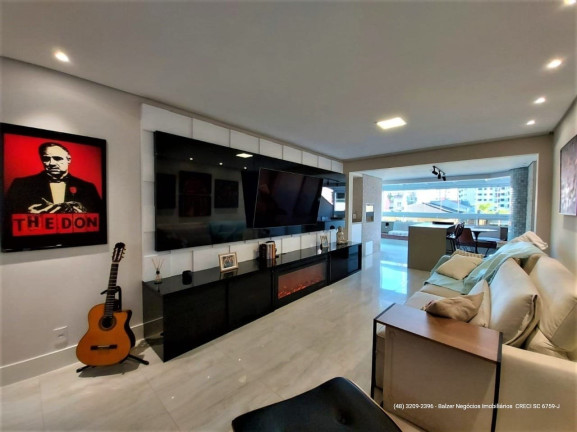Imagem Apartamento com 3 Quartos à Venda, 248 m² em Agronômica - Florianópolis