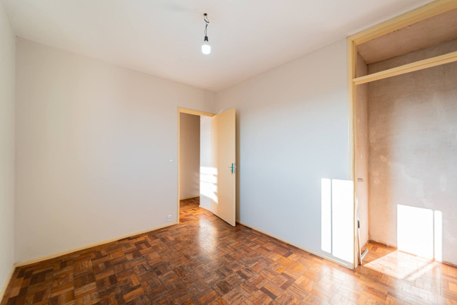 Imagem Casa com 3 Quartos à Venda, 260 m² em Vila Marari - São Paulo Imagem Casa com 3 Quartos à Venda, 260 m² em Vila Marari - São Paulo