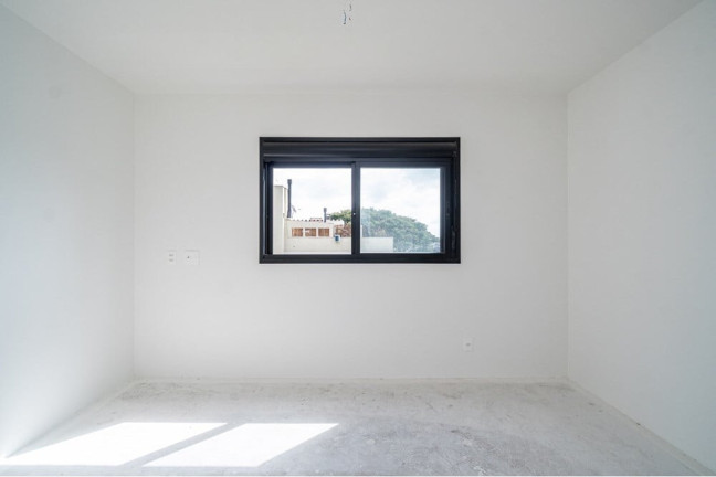 Imagem Imóvel com 3 Quartos à Venda, 101 m² em Menino Deus - Porto Alegre Imagem Imóvel com 3 Quartos à Venda, 101 m² em Menino Deus - Porto Alegre