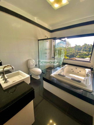Imagem Casa com 3 Quartos à Venda, 820 m² em Arujázinho I, Ii E Iii - Arujá