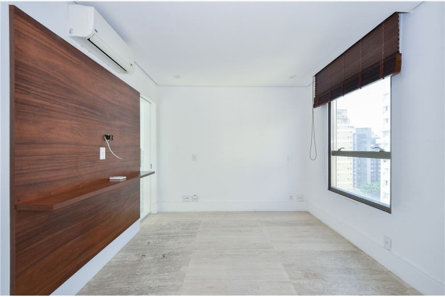 Imagem Imóvel com 1 Quarto à Venda, em Vila Olímpia - São Paulo Imagem Imóvel com 1 Quarto à Venda, em Vila Olímpia - São Paulo