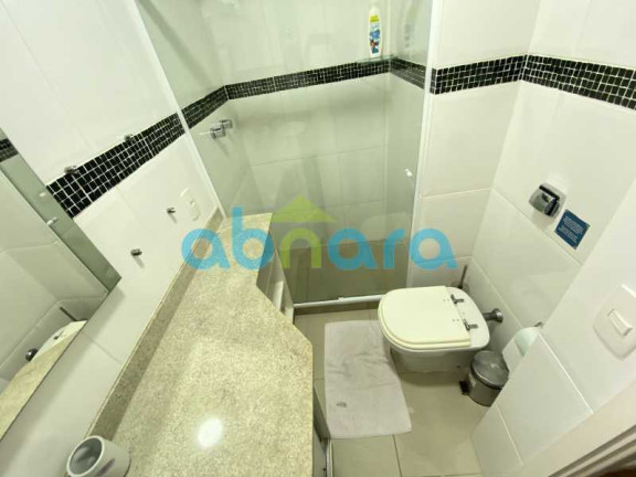 Imagem Apartamento com 3 Quartos à Venda, 100 m² em Copacabana - Rio De Janeiro