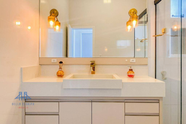 Imagem Casa com 5 Quartos à Venda, 500 m² em Jardim Janaina - Biguaçu