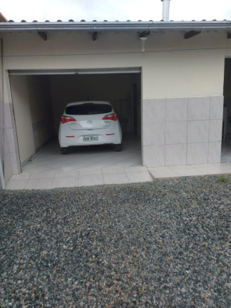Imagem Casa com 3 Quartos à Venda, em Cedro - Camboriú Imagem Casa com 3 Quartos à Venda, em Cedro - Camboriú