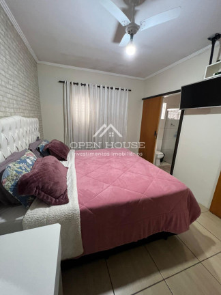 Imagem Casa com 2 Quartos à Venda, 210 m² em Vila Cidade Jardim - Botucatu Imagem Casa com 2 Quartos à Venda, 210 m² em Vila Cidade Jardim - Botucatu