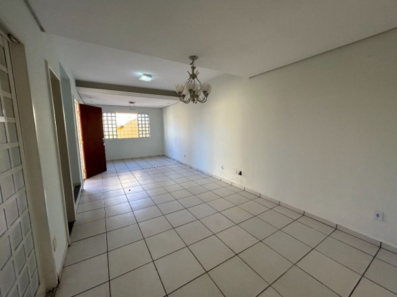 Imagem Sobrado com 3 Quartos à Venda, 146 m² em Jardim Santo Antonio - Goiânia