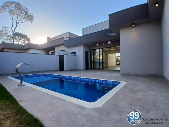 Imagem Casa com 3 Quartos à Venda, 176 m² em Ninho Verde Ii - Pardinho Imagem Casa com 3 Quartos à Venda, 176 m² em Ninho Verde Ii - Pardinho